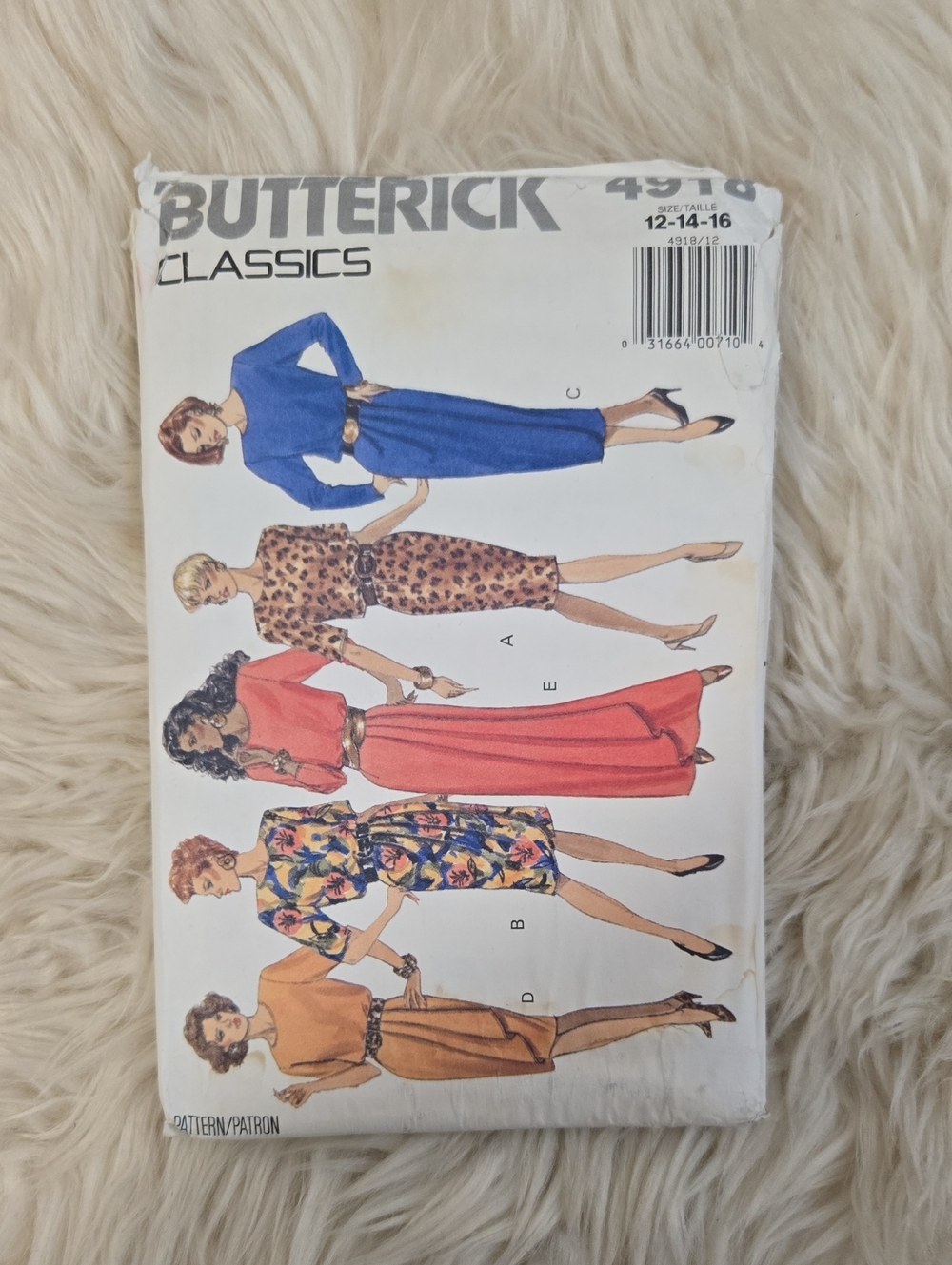 Butterick Vintage Classics Dress Sewing Pattern 4918